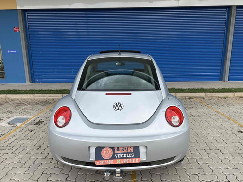 Volkswagen New Beetle 2.0 MI 8V GASOLINA 2P AUTOMÁTICO