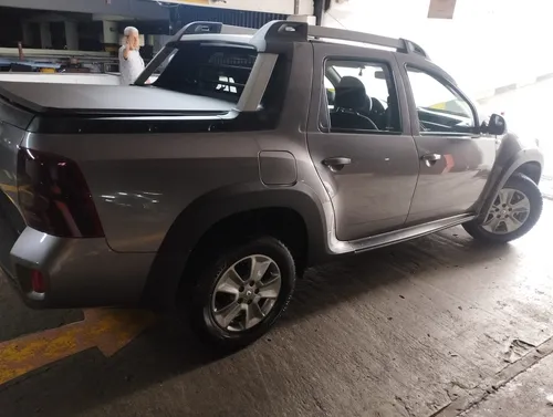 Renault Duster Oroch 2.0 Intens