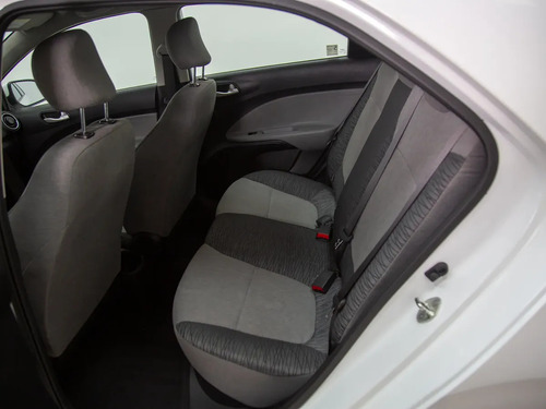 Kia Soluto 1.4 Lx Ac Mt 2024