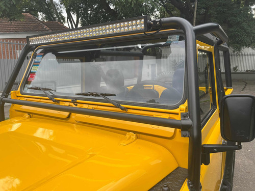 Imagen 8 de 25 de Land Rover Defender 1997 2.5 90 Sport