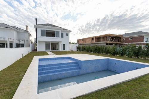 Casa Condominio Em Belém Novo Com 5 Dormitórios - Lu431179