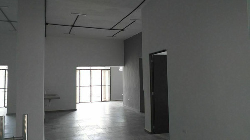 Imagen 9 de 24 de Oficinas En Renta O Venta En Col. García Gineres