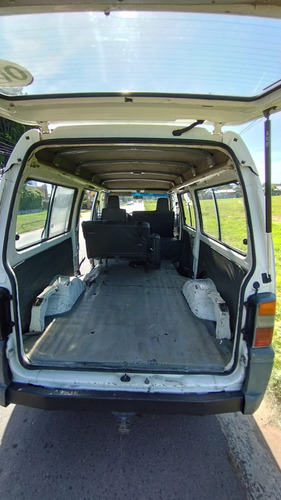 Mitsubishi L300 Mini Van 2.5 diesel