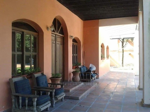 Imagen 9 de 12 de Venta En Bloque De Casaquinta Con 4 Duplex Parque Leloir