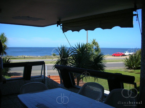 Imagen 4 de 15 de Punta Del Este, Frente Al Mar Con Amplia Terraza.