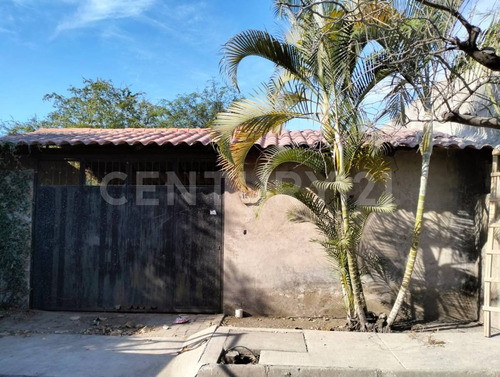 Terreno En Venta Col. Las Torres, Colima, Colima.