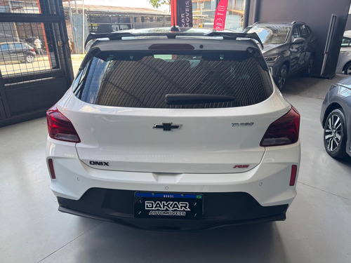 Chevrolet Onix 10tat Rs
