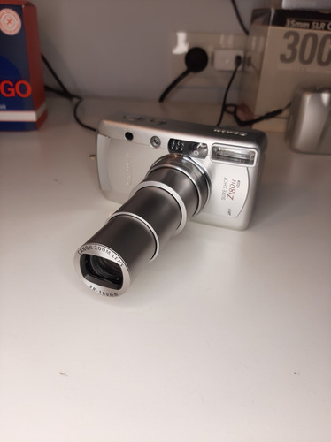 Camara Analogica Canon Sure Shot Z180u Date Plateado (Usado)