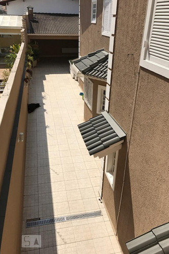 Casa À Venda - Água Fria, 4 Quartos, 300 - S893134098