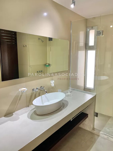 Casa En Venta En La Barra, Punta Del Este.