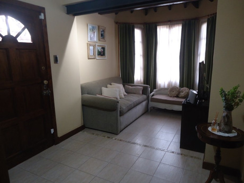Imagen 4 de 14 de Chalet En Venta En Ituzaingo Sur
