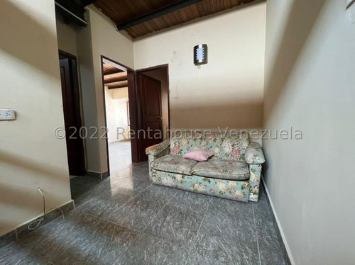 Imagen 24 de 30 de Casas En Venta En Centro De 3 Niveles Cabudare Rah Código 22-24100 Numero De Contacto 0424 556 57 59 Monica C.