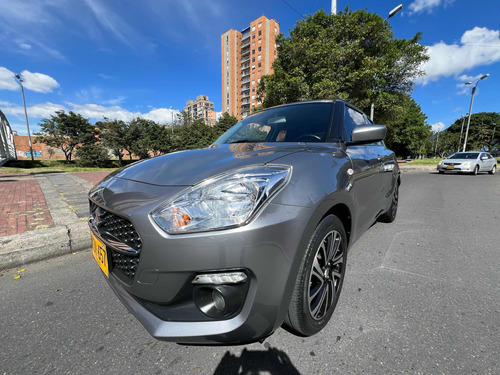 Suzuki Swift Swift Hibrid Mt