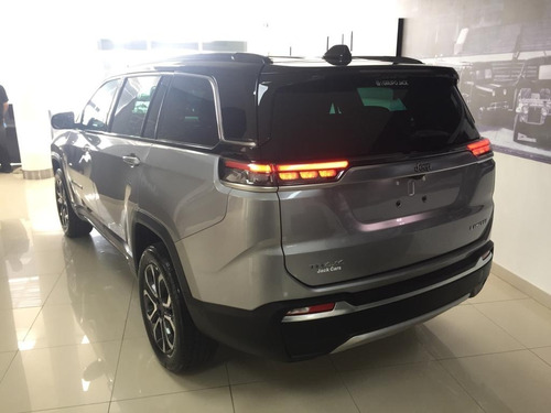 Imagen 12 de 17 de Jeep Commander Limited At9 4x4