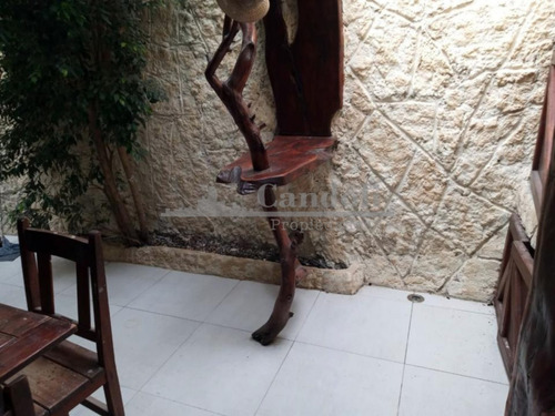 Ph En Venta 2 Ambientes - Barrio San José, Con Patio Y Piscina