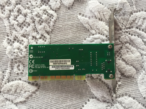 Tarjeta De Red Ethernet Pci 10-100mbps D-link Dfe-530tx