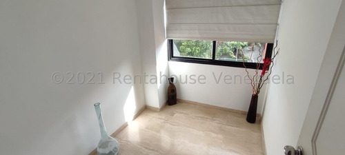 Imagen 17 de 18 de Venta De Impecable Apartamento En Colinas De Valle Arriba / Gc 22-10428