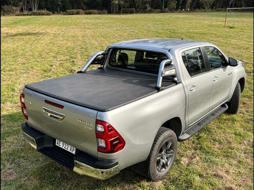 Imagen 6 de 13 de Toyota Hilux 2021 2.8 Cd Srv 177cv 4x2