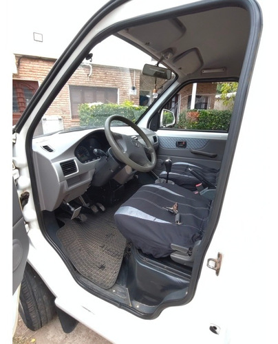 Imagen 2 de 6 de Victory Auto Mini Van Furgón Peluquería Ca