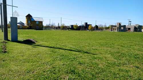 Terreno - Roldan -escriturado- Esquina