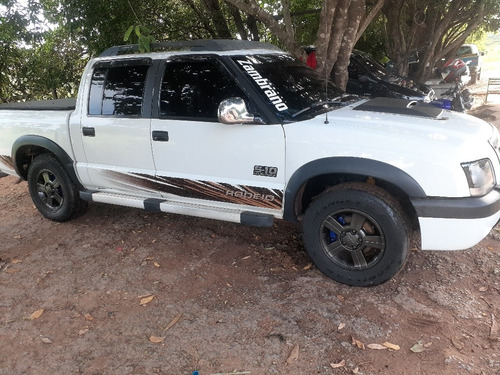 Chevrolet S10 2.4 Rodeio Cab. Dupla 4x2 Flexpower 4p 2011