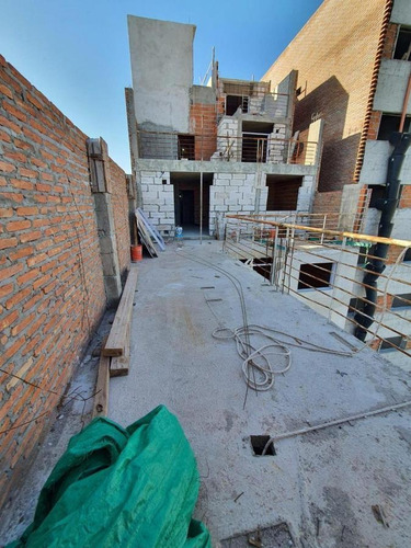 Imagen 6 de 11 de Departamento - Lourdes