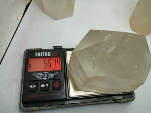 0025 Se Vende Puntas De Cuarzo Cristal Tamaño Grande