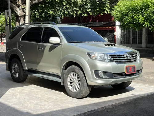 Toyota Fortuner 3.0 Sr5 169 hp