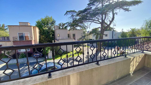 Casa En Barrio Cerrado La Morada Juan Bautista Alberdi Al 2300 -muñiz