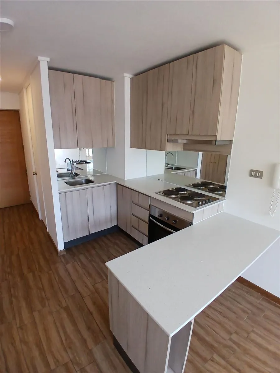 Imagen 2 de 22 de Departamento De 2 Dormitorios + 2 Baños Edificio Ecuador