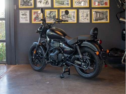 Imagen 7 de 25 de Royal Enfield Meteor 350 Stellar Black Reserva Hoy