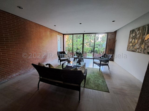 Apartamento En Alquiler En Colinas De Valle Arriba. Rl