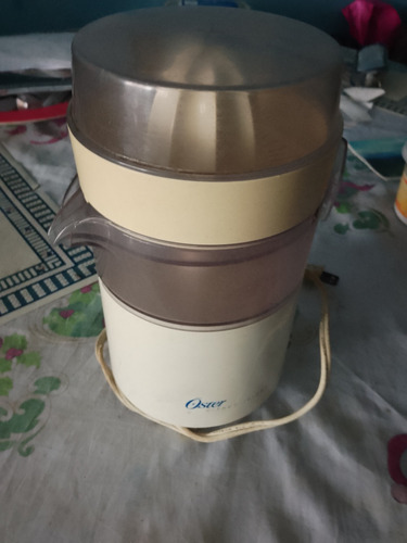 Extractor De Jugo Oster 