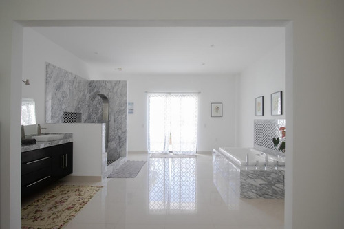 Imagen 24 de 30 de Casa En Venta En Bucerias A Pasos De La Playa