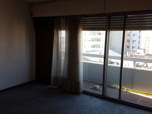 Imagen 11 de 16 de Venta Oficinas Apartamentos Centro (ref: Rgo-185)