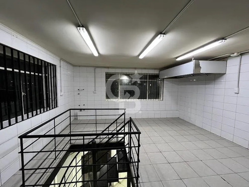 Local Comercial Duplex En Colon