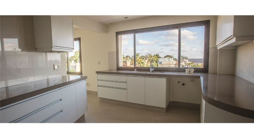 Imagen 5 de 15 de Apartamento 3 Dormitorios Con Vista Al Mar