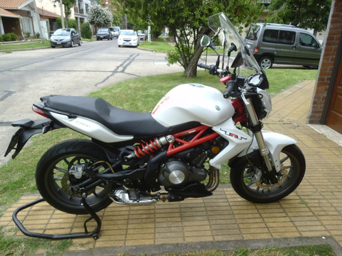 Benelli Tnt 300