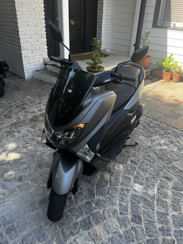 La Yamaha Nmax 155 2020 Es Un Scooter Urbano Compacto Y Efic