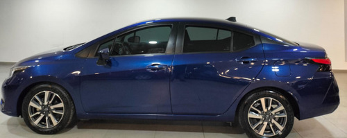 Nissan Versa ADVANCE TM