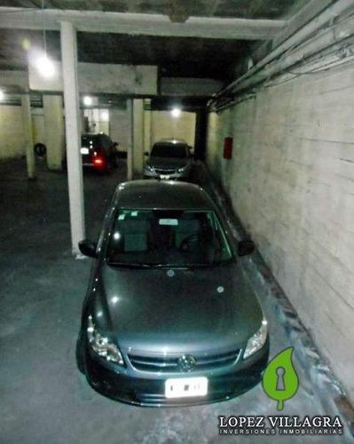 Imagen 2 de 3 de Cochera Amplia En Venta Centro De Córdoba (galería Cinerama)