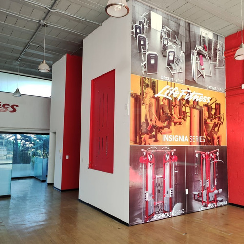 Imagen 10 de 13 de Local A Doble Altura En Alquiler - Plaza Comercial Abierta E