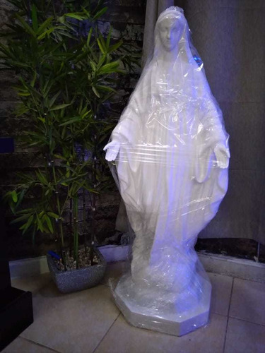 Imagen 1 de 7 de Virgen De Los Rayos 90cm Fibra De Vidrio