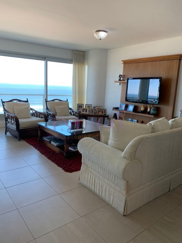 Imagen 5 de 30 de En Venta Primera Línea - Punta Del Este Brava