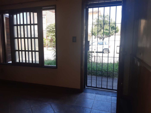 Imagen 3 de 29 de Venta Ph En Ramos Mejia 4 Amb Con Cochera Y Patio