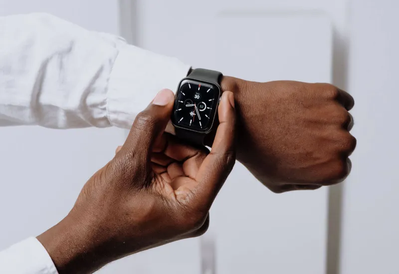 Smartwatch preciso sale