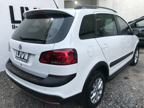 Imagen 9 de 15 de Volkswagen Suran Cross 1.6 Año 2015 - Liv Motors