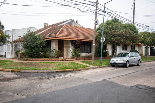 Imagen 4 de 30 de Venta Casa De Tres Dormitorios - Martinez - San Isidro