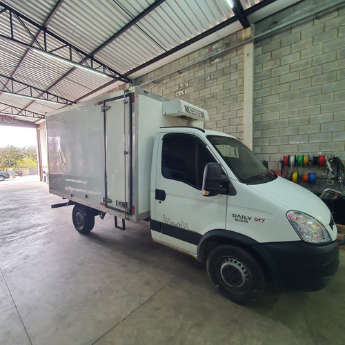 Iveco 30s13 Bau Refrigerado 2020