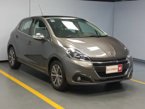 Peugeot 208 1.6 Feline